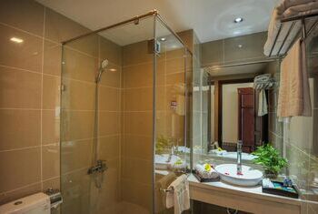 Cuu Long Hotel