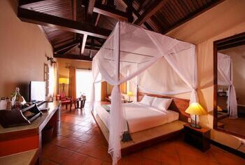 Victoria Nui Sam Hotel 