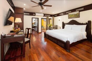 Emeralda Resort Tam Cốc