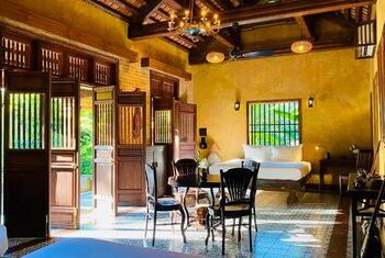 Nham Village Resort