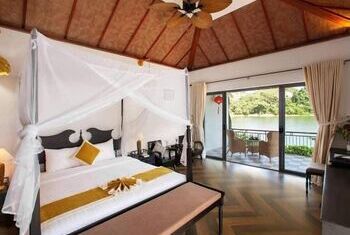 Phong Nha Lake House Resort