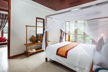 Phong Nha Lake House Resort