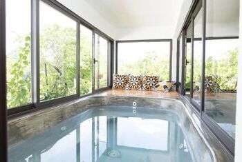 Victory Road Villas