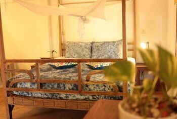 Sambor Village Hotel