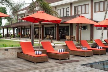 Hotel Ombak Sunset
