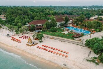 Hotel Ombak Sunset
