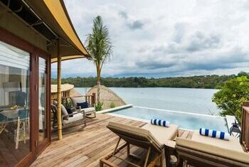 Menjangan Dynasty Resort