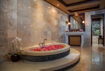 Pita Maha Resort 