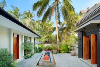 Royal Kamuela Villas & Suites