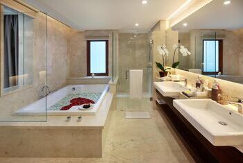 Royal Kamuela Villas & Suites