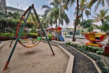 The Jayakarta Suites