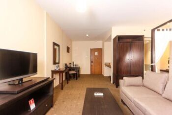 The Jayakarta Suites
