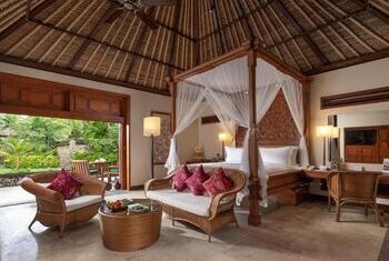 The Oberoi Beach Resort