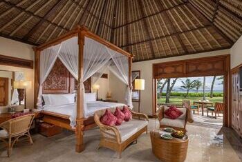 The Oberoi Beach Resort