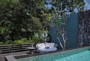The Purist Villas