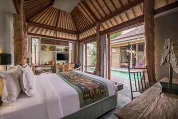 The Purist Villas