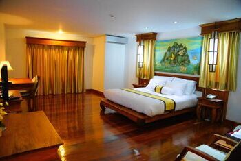 Chanthapanya Hotel