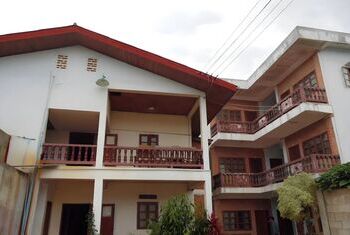 Dok Khounthong Guest House 