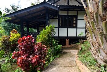 Hillside Nature Lifestyle Lodge
