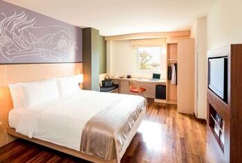 Ibis Hotel Vientiane