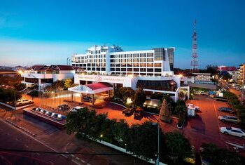 Lao Plaza