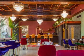 Lao Poet Hotel