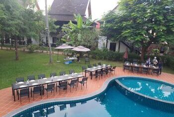 Meuangluang Hotel (Ex: Capital Hotel)