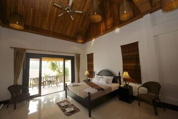 Nam Ou Riverside Resort