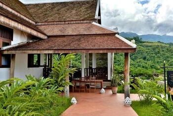 Nam Ou Riverside Resort
