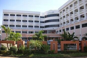 Riveria Hotel