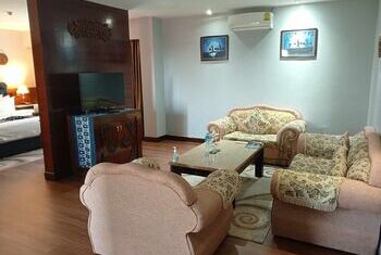 Riveria Hotel