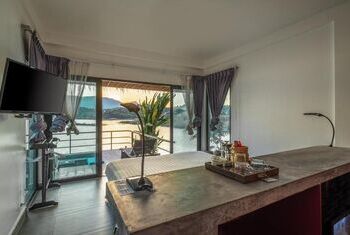 Sanctuary Nam Ngum Beach Resort