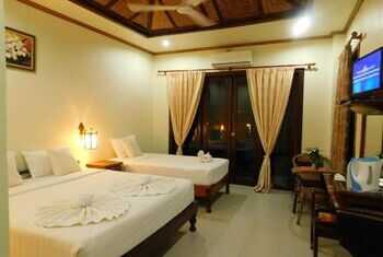 Sengahloune Villa