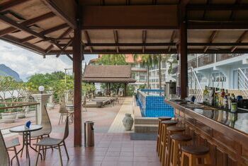 Silver Naga Hotel