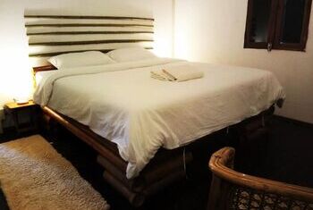 Vanpila Hotel