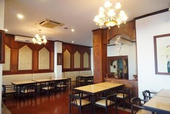 Vansana Riverside Hotel