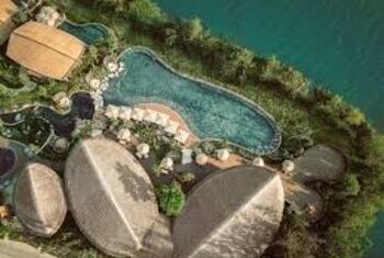 Namia River Retreat 
