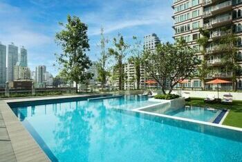 SILQ Hotel & Residence