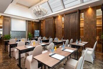 Radisson Suites Bangkok Sukhumvit