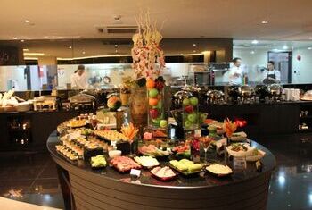 Golden Tulip Mandison Suites