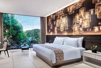 FM7 Resort Hotel Jakarta Airport