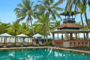 Candi Beach Resort & Spa