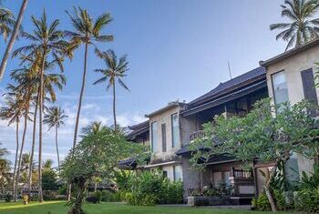 Candi Beach Resort & Spa