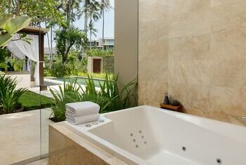 Candi Beach Resort & Spa