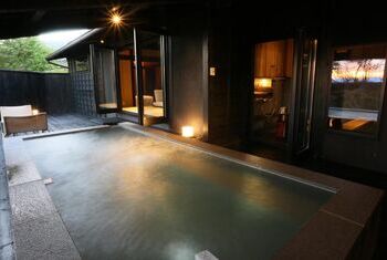 Kurokawa Onsen Gosho Gekkouju