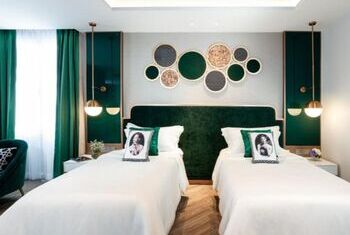 La Seine Hotel by Burasari