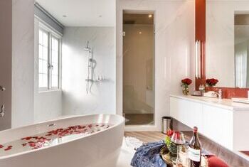 La Seine Hotel by Burasari
