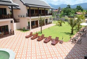 Saksiri River Side Boutique Hotel