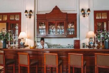Settha Palace Hotel