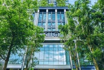 SILQ Hotel & Residence